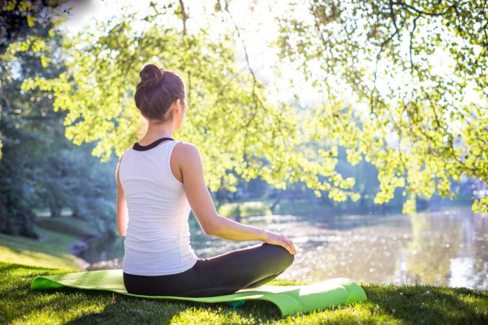 8 Benefits of Practicing Meditation with Nature